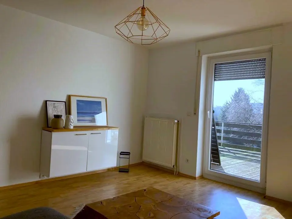 WG-Zimmer mit 67 m² in Solingen – Bild 2