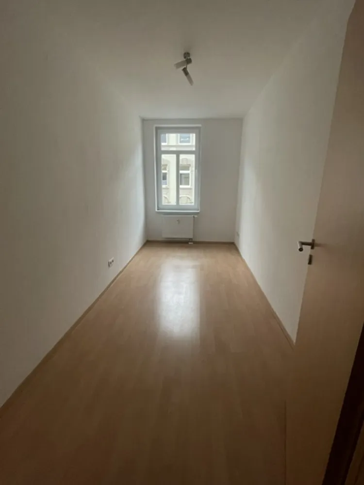 4 Zimmer Wohnung mit 86 m² in Weißenfels – Bild 10