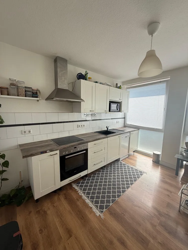 2 Zimmer Wohnung mit 75 m² in Düsseldorf – Bild 1