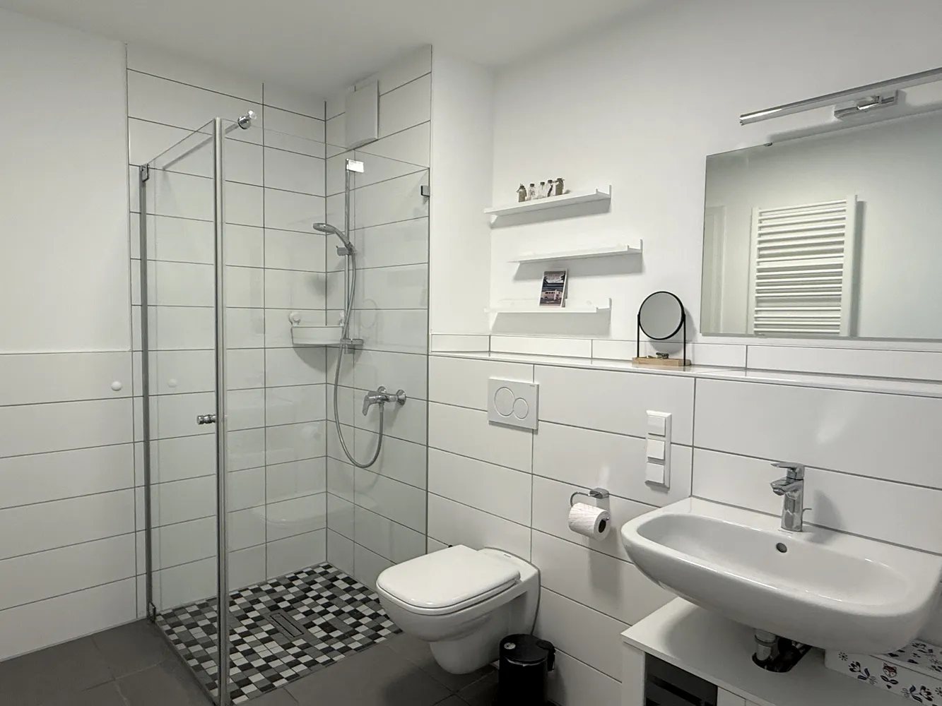 2 Zimmer Wohnung mit 50 m² in Karlsruhe – Bild 3