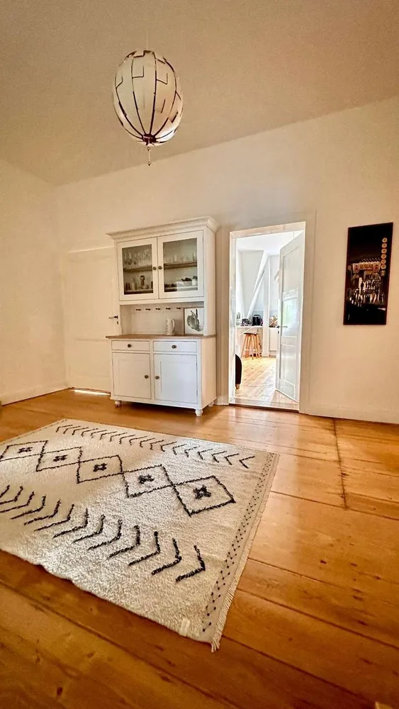 6 Zimmer Wohnung mit 260 m² in Frankfurt am Main – Bild 6