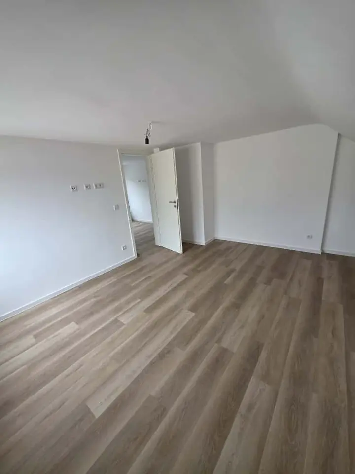 2 Zimmer Wohnung mit 47 m² in Wiesbaden – Bild 2