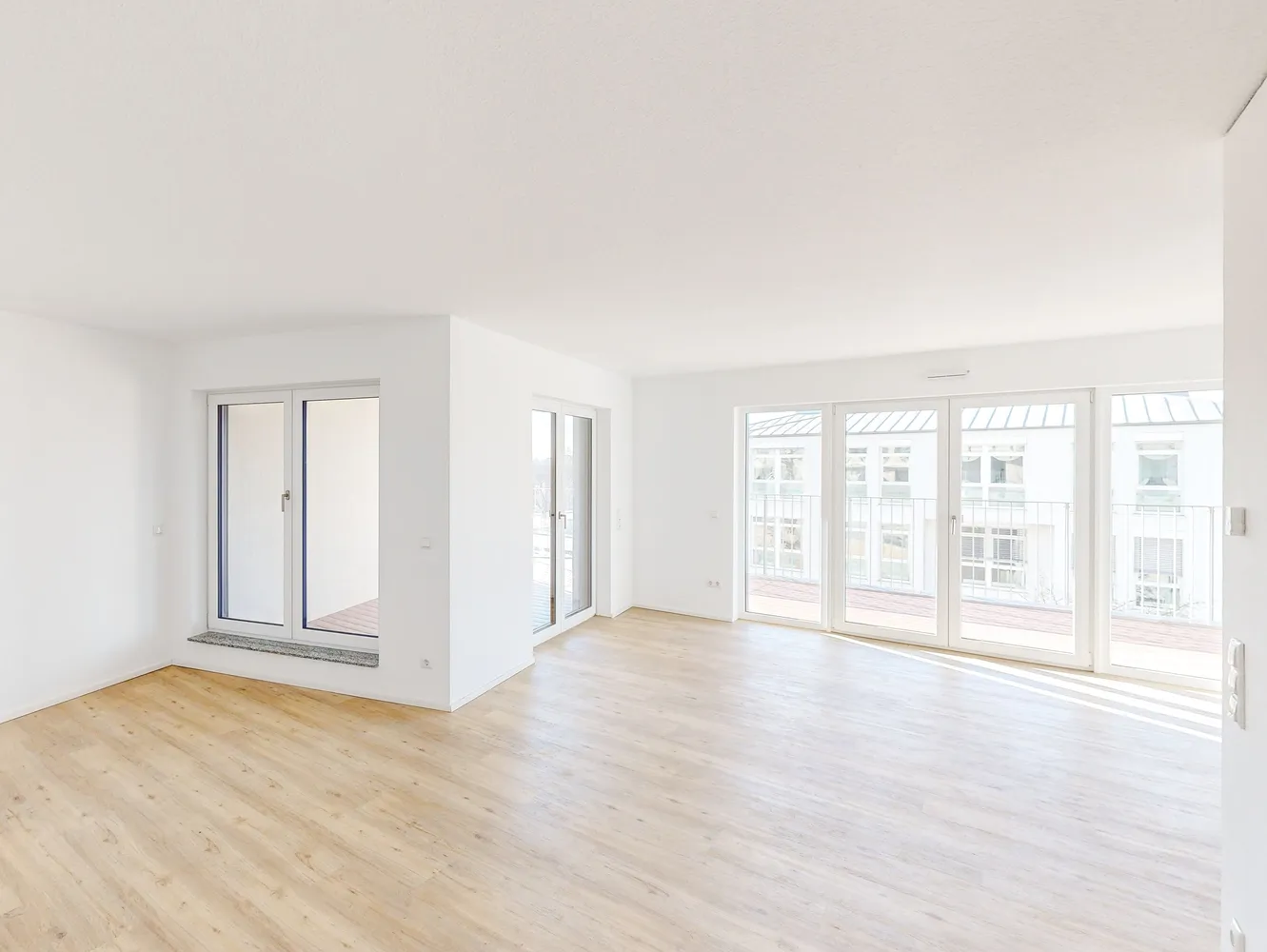 3 Zimmer Wohnung mit 118 m² in Nürnberg – Bild 2