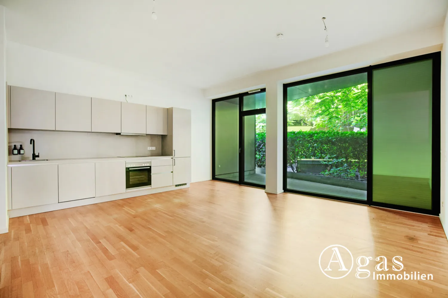 4 Zimmer Wohnung mit 103 m² in Berlin – Bild 2