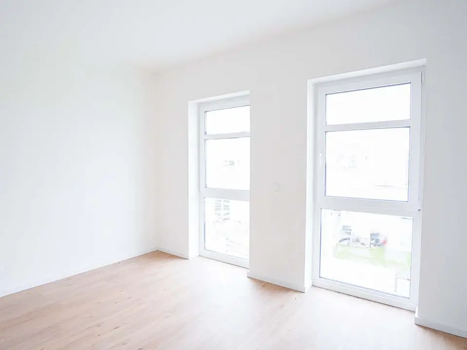 WG-Zimmer mit 190 m² in Falkensee – Bild 1