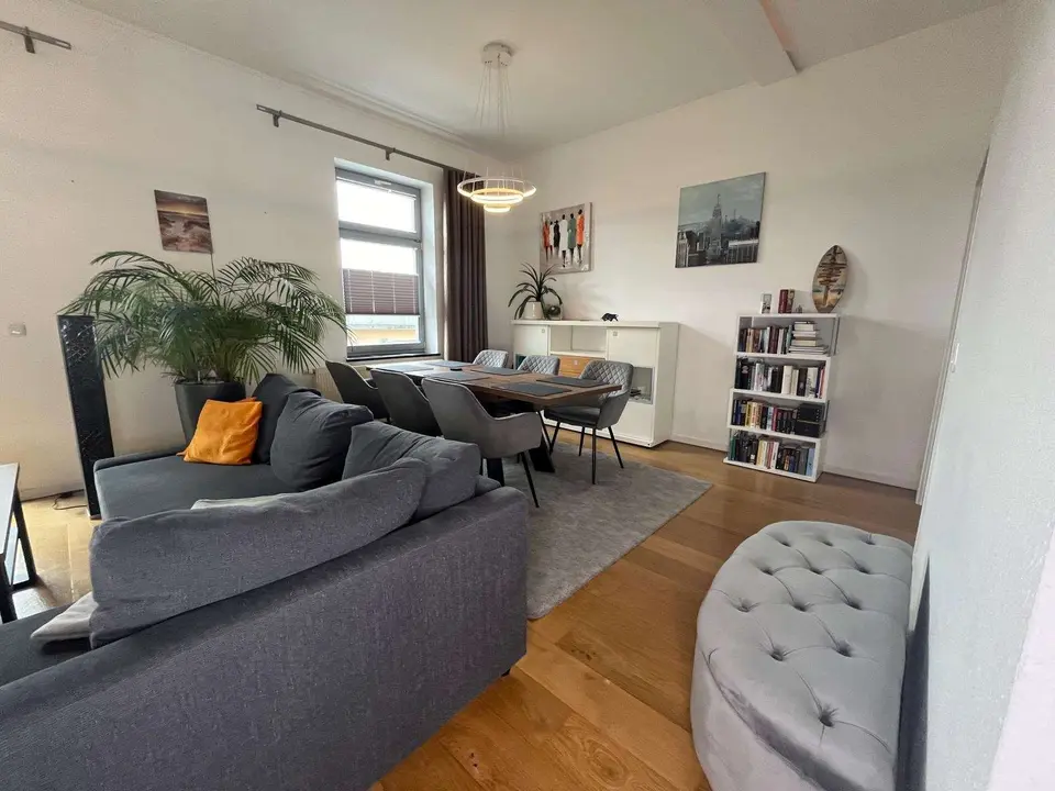 2 Zimmer Wohnung mit 64 m² in Rostock – Bild 1