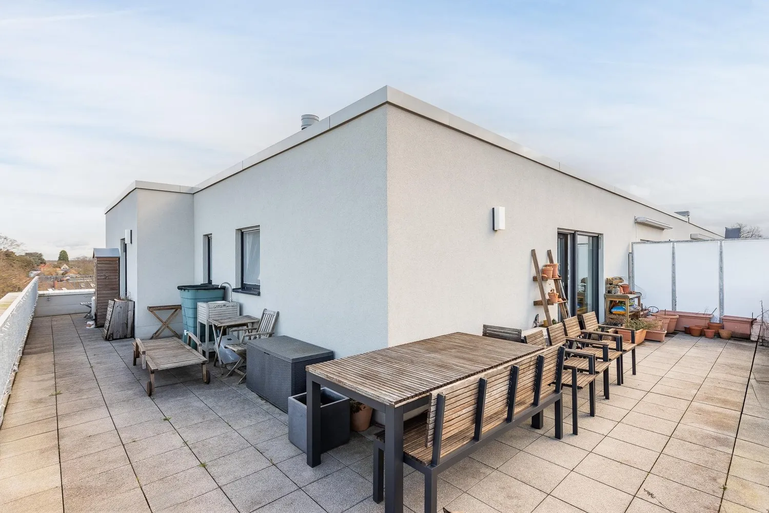 3 Zimmer Wohnung mit 142 m² in Köln – Bild 1
