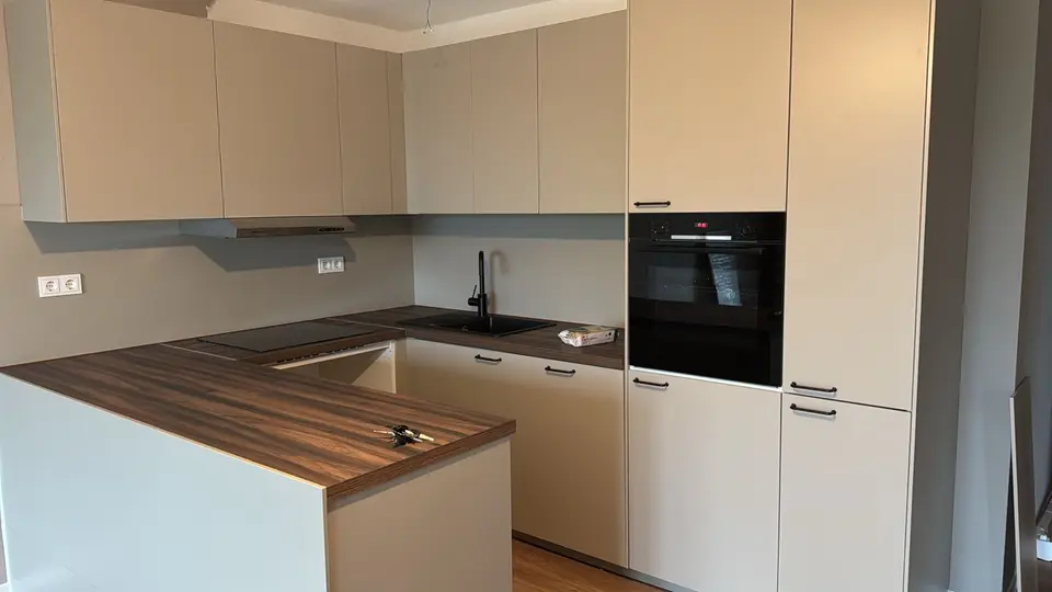 3 Zimmer Wohnung mit 93 m² in Frankfurt am Main – Bild 3