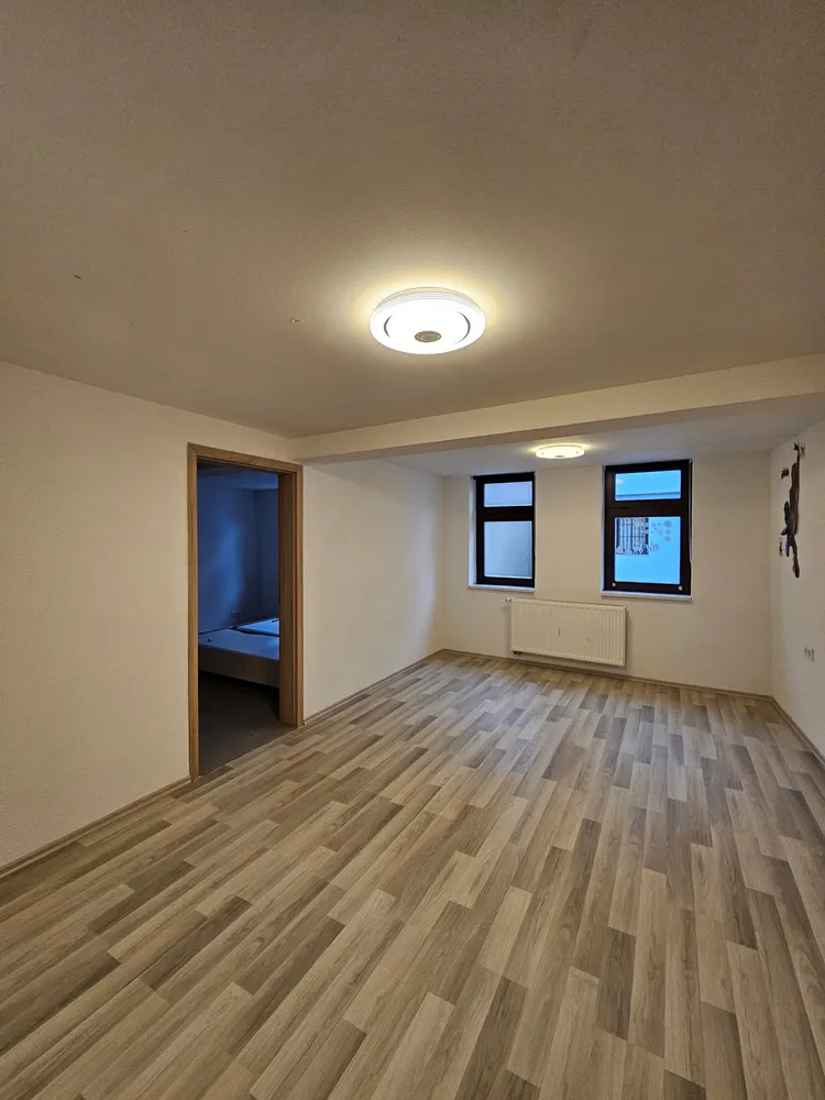 5 Zimmer Wohnung mit 200 m² in Schmalkalden – Bild 1