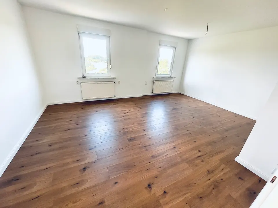 4 Zimmer Wohnung mit 94 m² in Remscheid – Bild 1