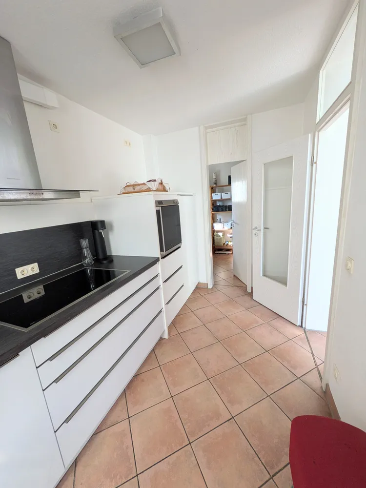 4 Zimmer Wohnung mit 131 m² in Nürnberg – Bild 7
