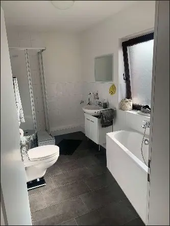 2 Zimmer Wohnung mit 86 m² in Hürth – Bild 4