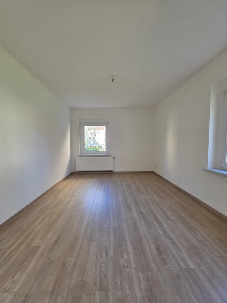 3 Zimmer Wohnung mit 62 m² in Bitterfeld-Wolfen – Bild 1