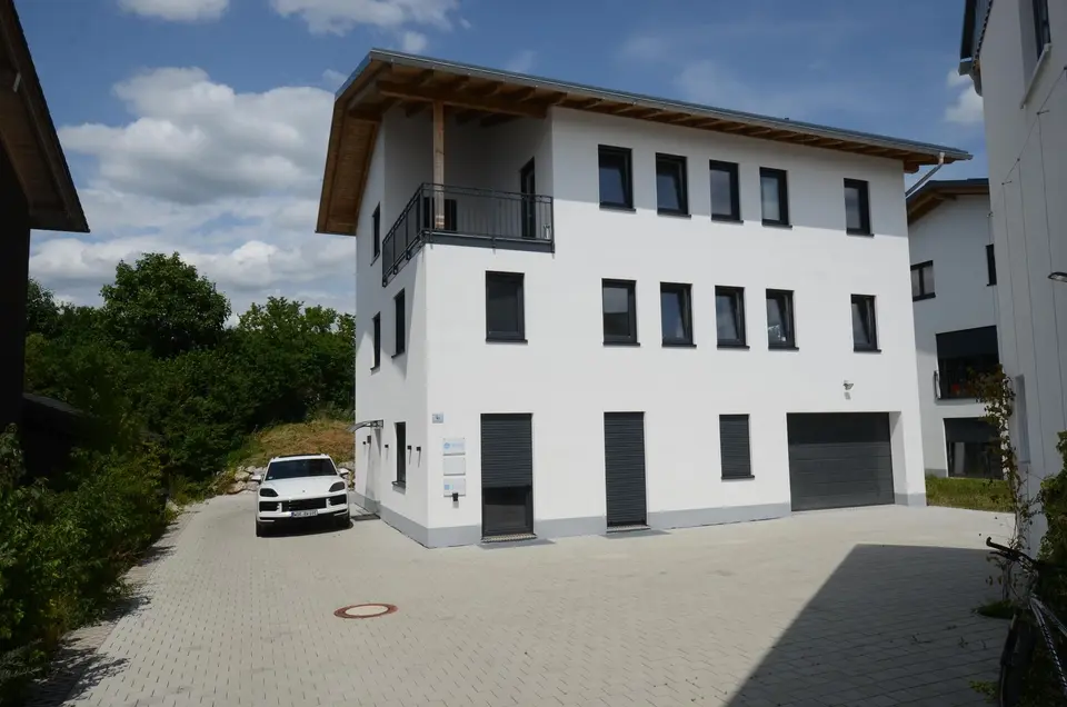 17 Zimmer Haus mit 273 m² in Weilheim in Oberbayern – Bild 1