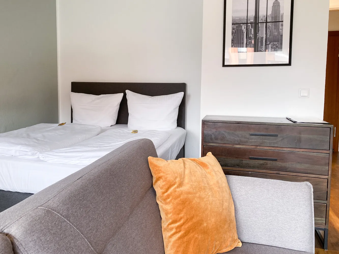 1 Zimmer Wohnung mit 35 m² in Neuss – Bild 2