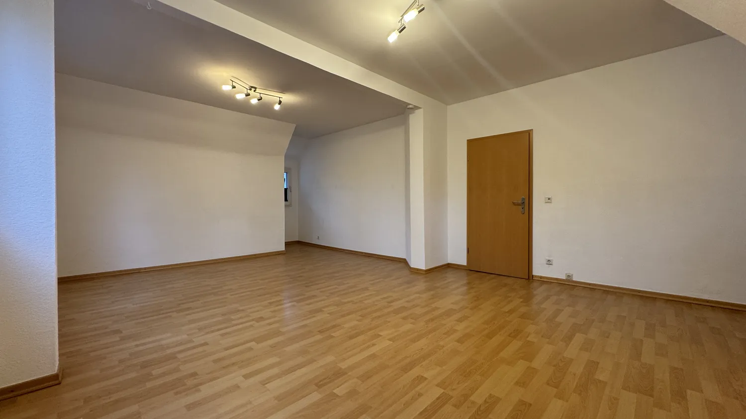 3 Zimmer Wohnung mit 88 m² in Solingen – Bild 1