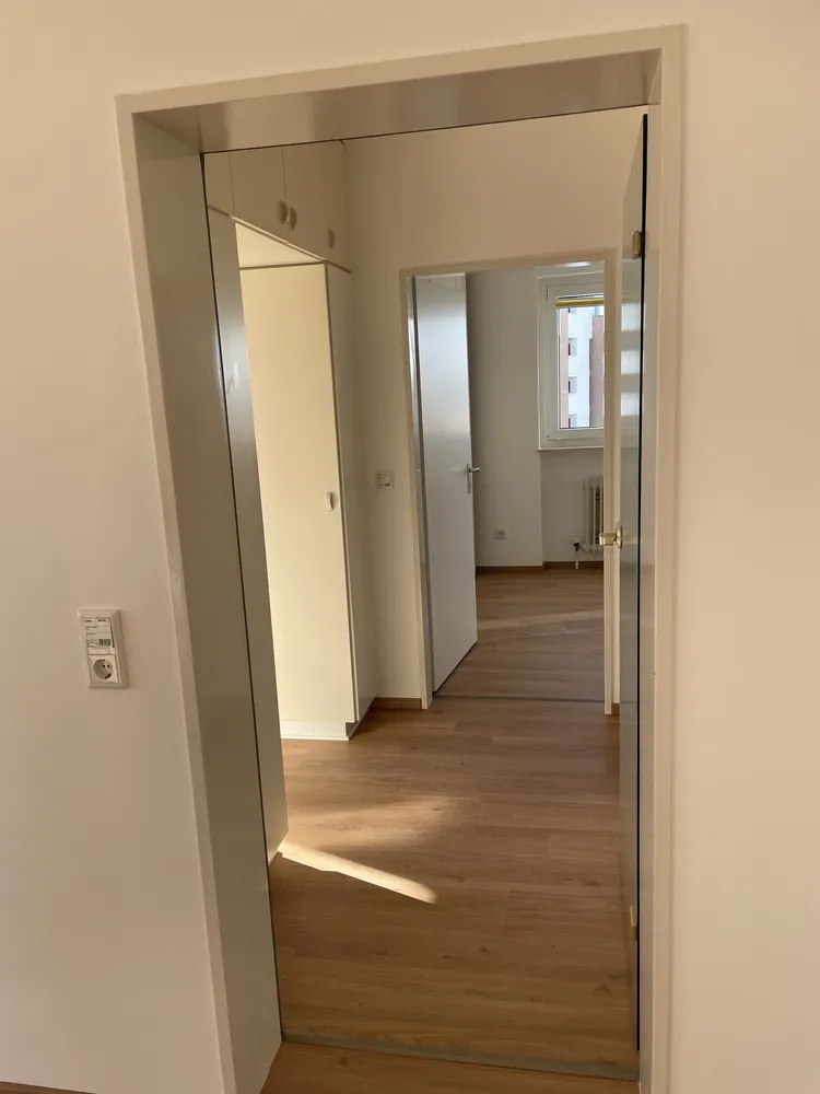 4 Zimmer Wohnung mit 103 m² in Frankfurt am Main – Bild 6