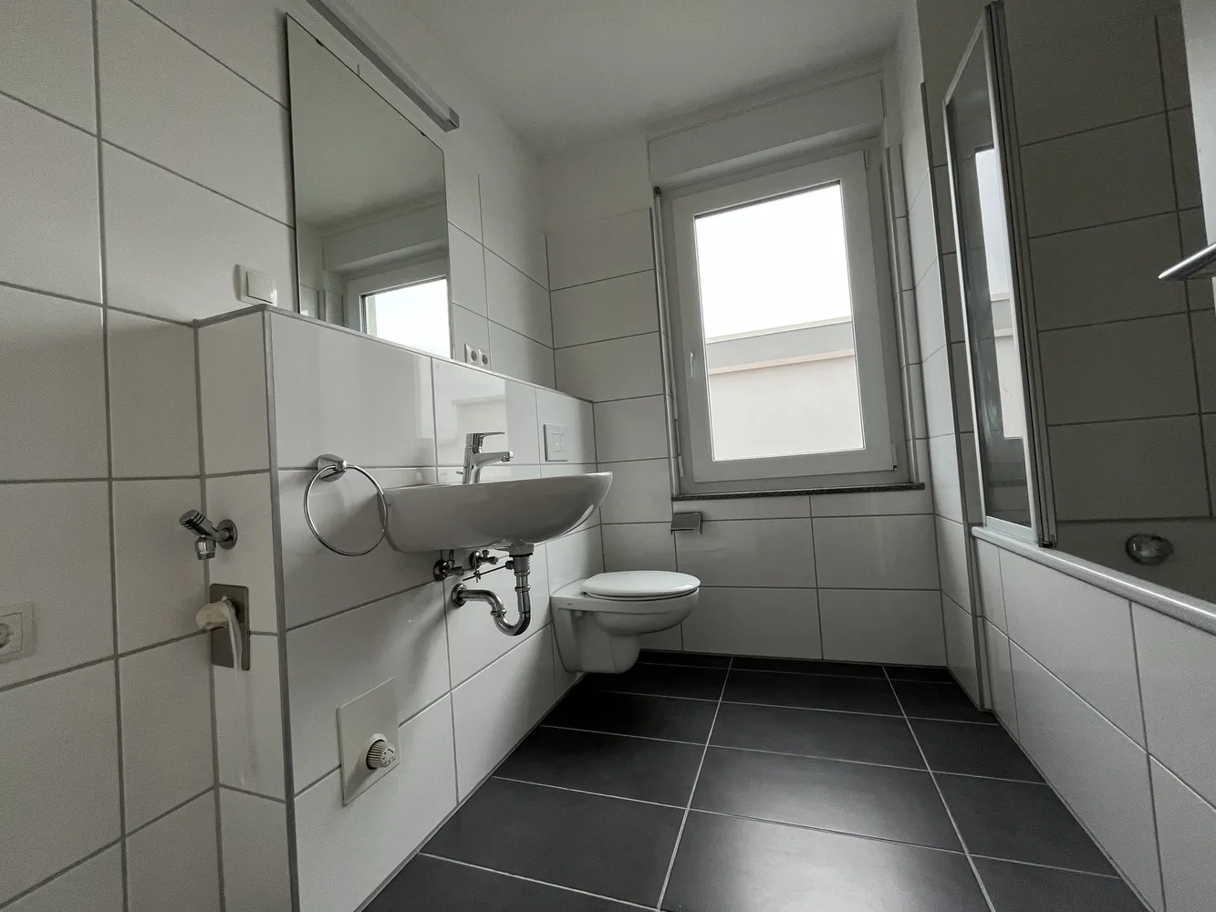 2 room apartment with 93 m² in Ludwigshafen am Rhein – Photo 10