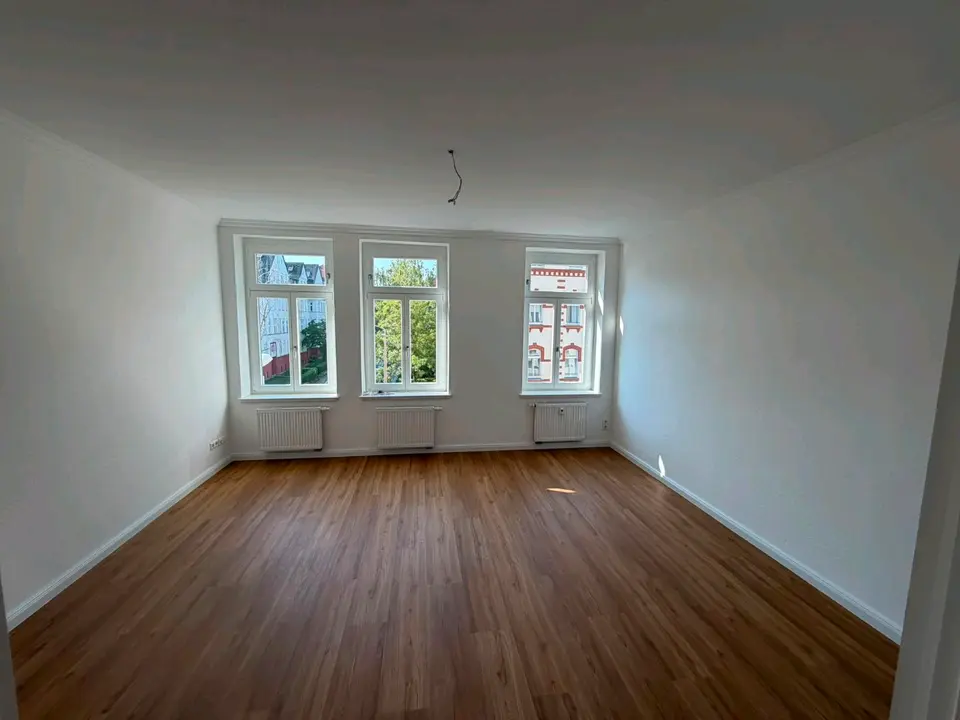 4 Zimmer Wohnung mit 110 m² in Leipzig – Bild 1