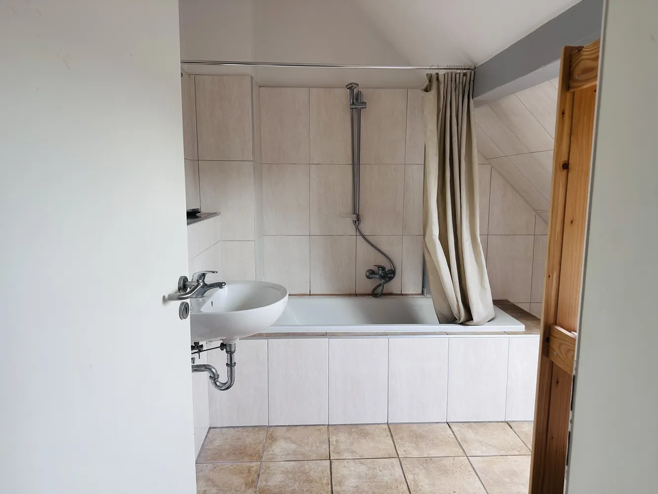 2 Zimmer Wohnung mit 60 m² in Köln – Bild 5
