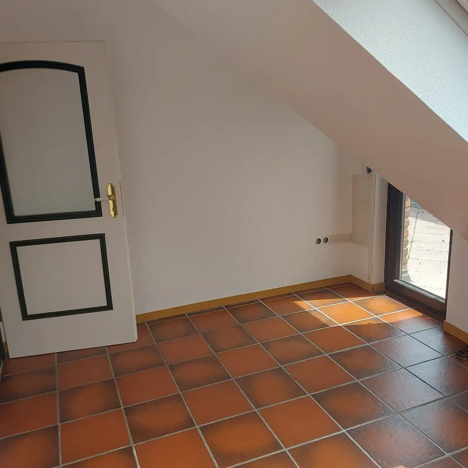 6 Zimmer Wohnung mit 120 m² in Mönchengladbach – Bild 7