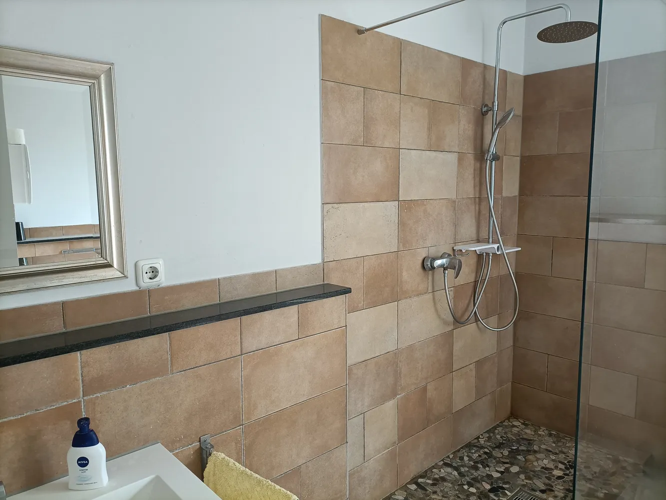 2 Zimmer Wohnung mit 80 m² in Duisburg – Bild 8