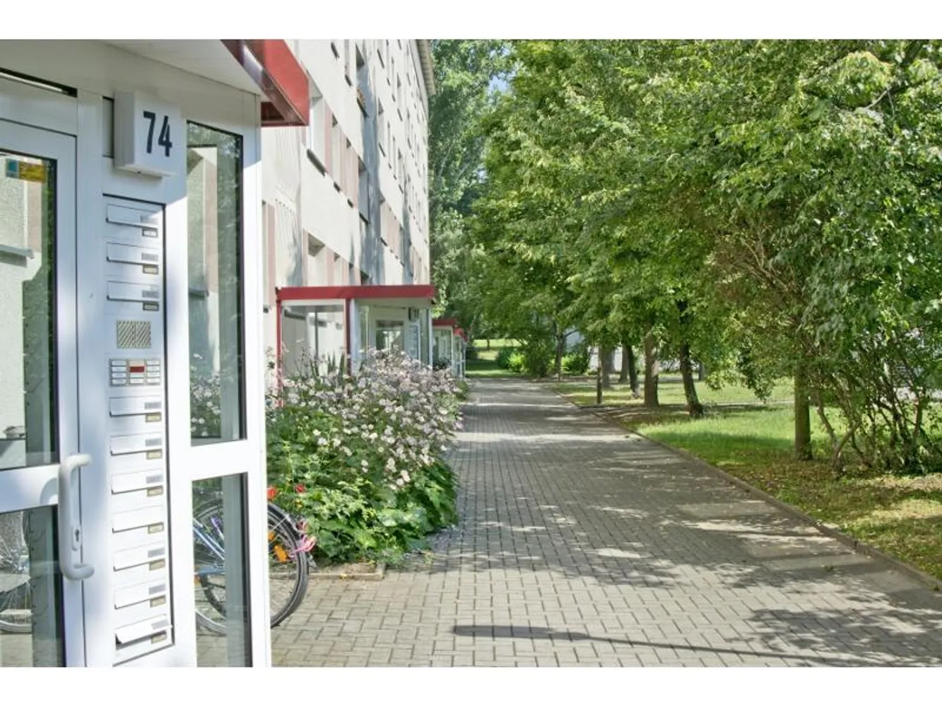 3 Zimmer Wohnung mit 61 m² in Halle (Saale) – Bild 1