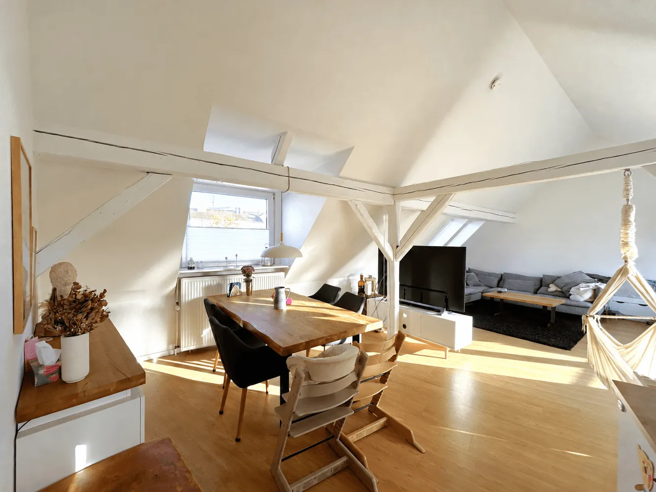 4 Zimmer Wohnung mit 106 m² in Hannover – Bild 9
