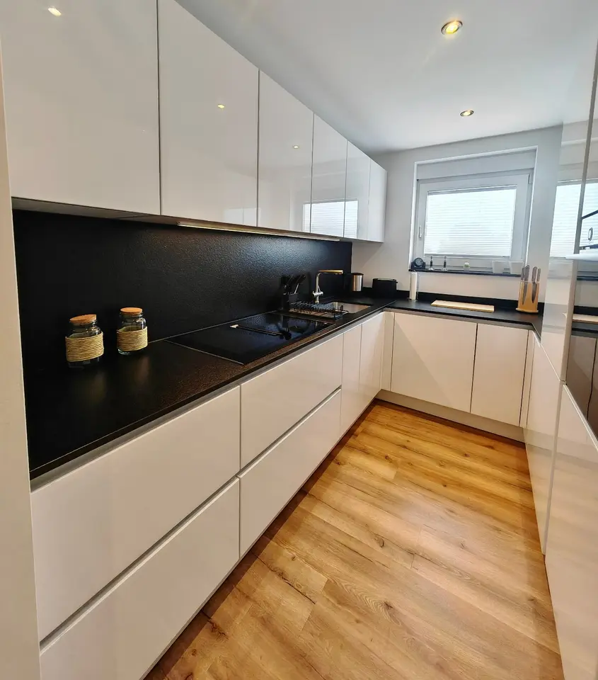 WG-Zimmer mit 74 m² in Wiesbaden – Bild 2