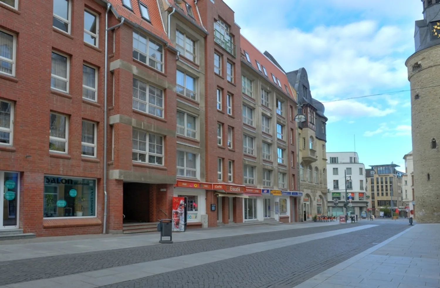 1 Zimmer Wohnung mit 53 m² in Halle (Saale) – Bild 2