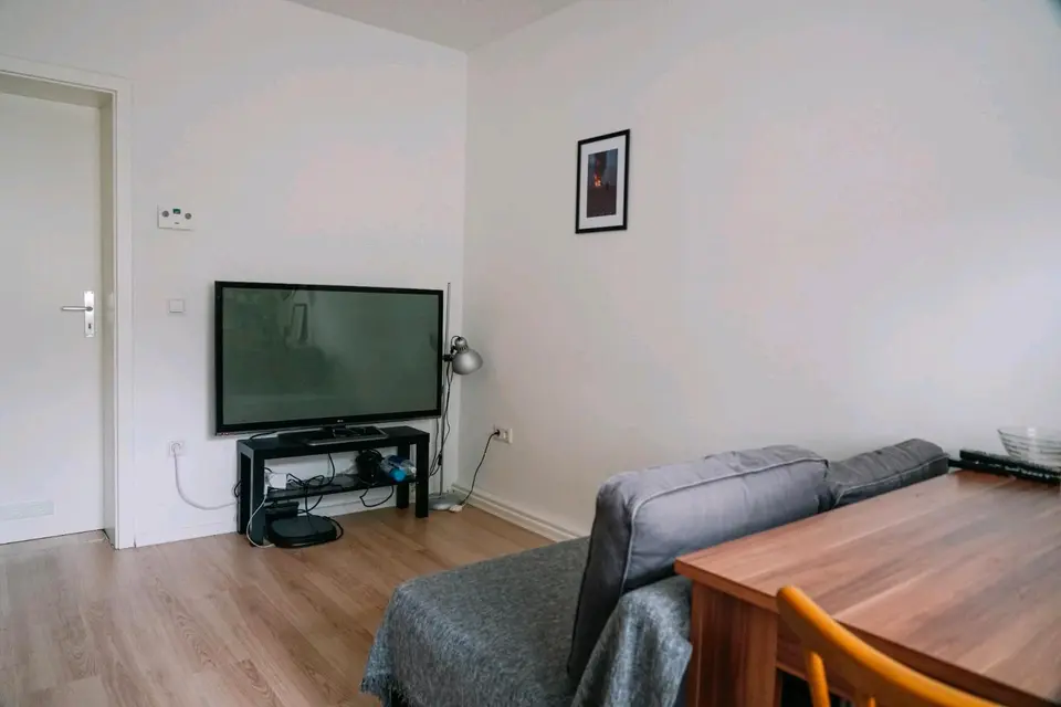 WG-Zimmer mit 13 m² in Bergisch Gladbach – Bild 1
