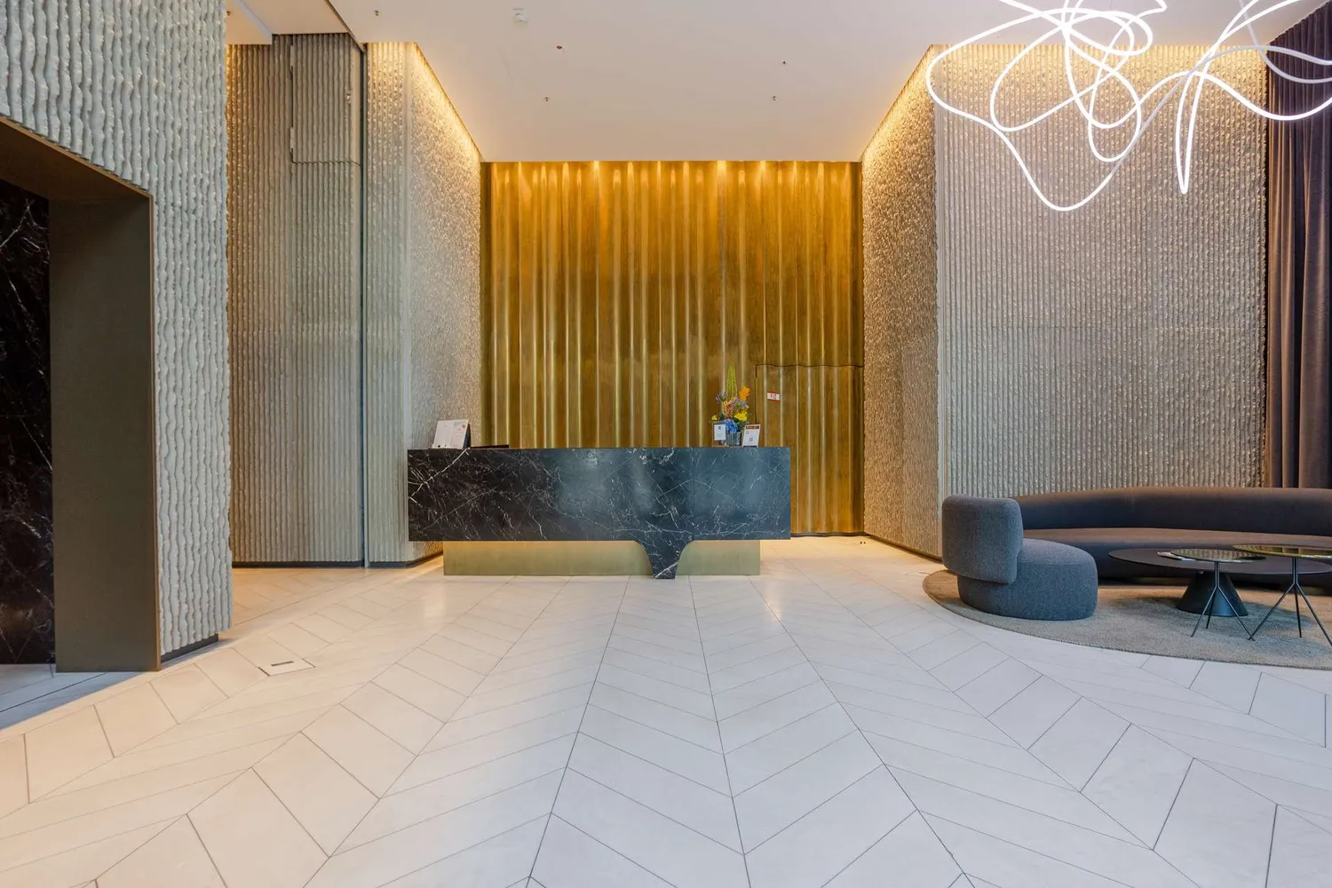 2 Zimmer Wohnung mit 99 m² in Frankfurt am Main – Bild 5