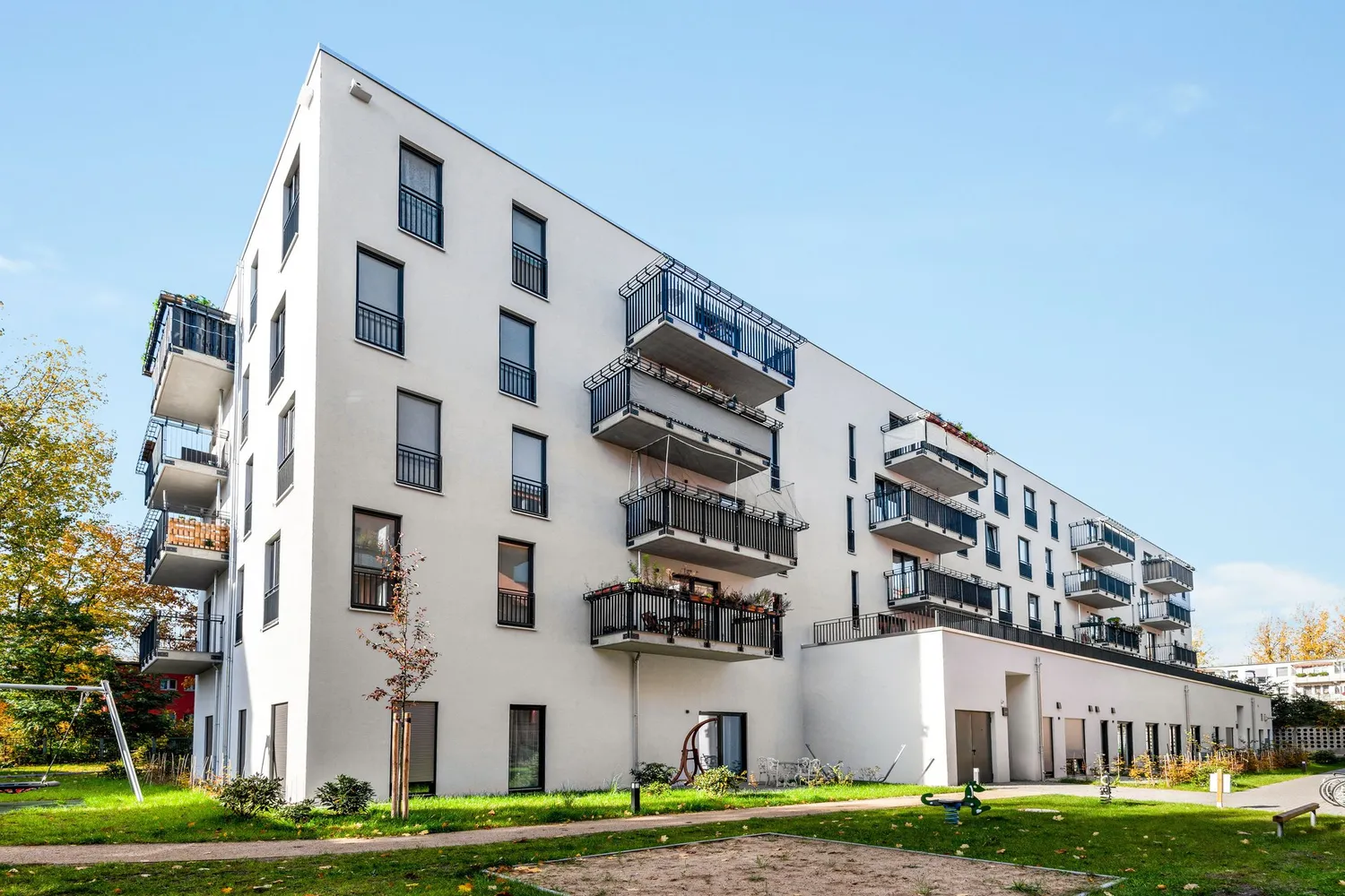 4 Zimmer Wohnung mit 96 m² in Berlin – Bild 1