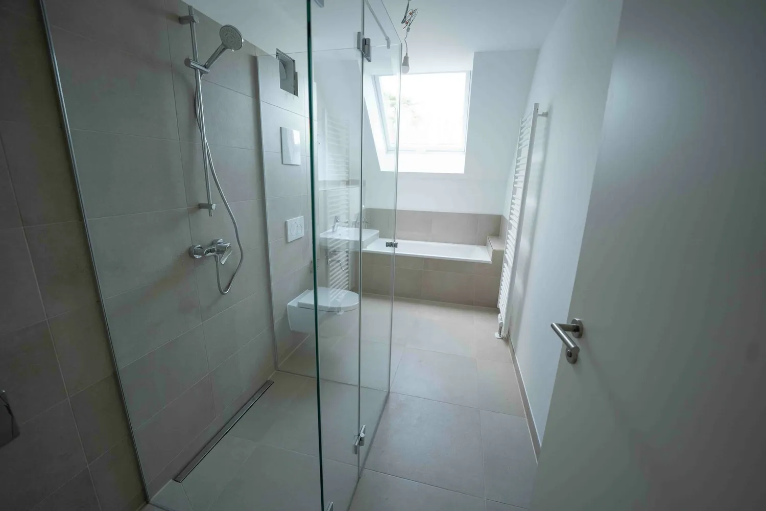 3 Zimmer Wohnung mit 90 m² in München – Bild 4