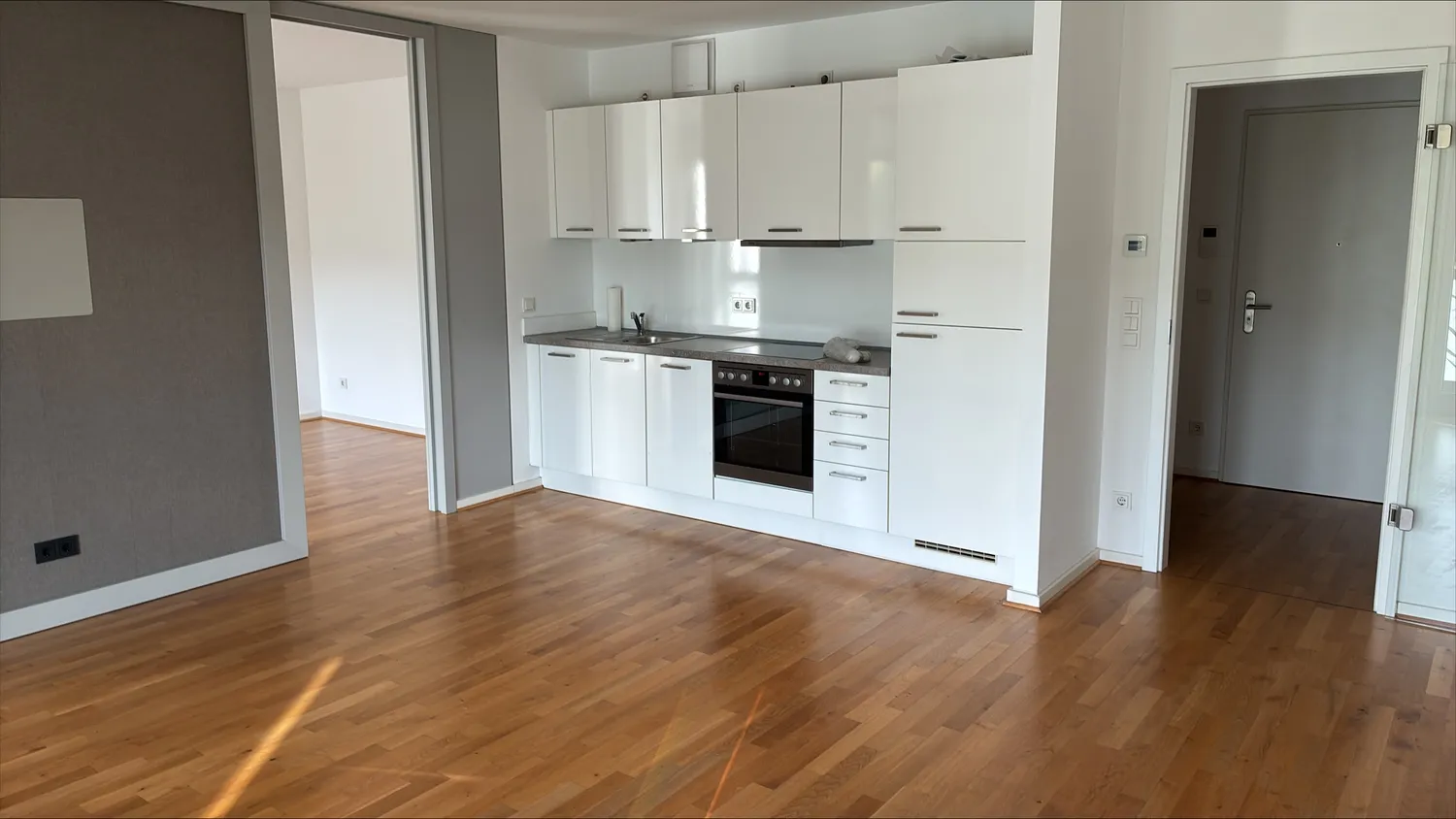 2 Zimmer Wohnung mit 60 m² in Berlin – Bild 1