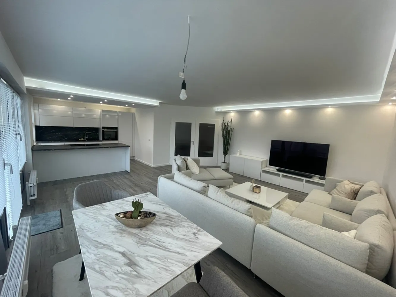 3 room apartment with 93 m² in Düsseldorf – Photo 1