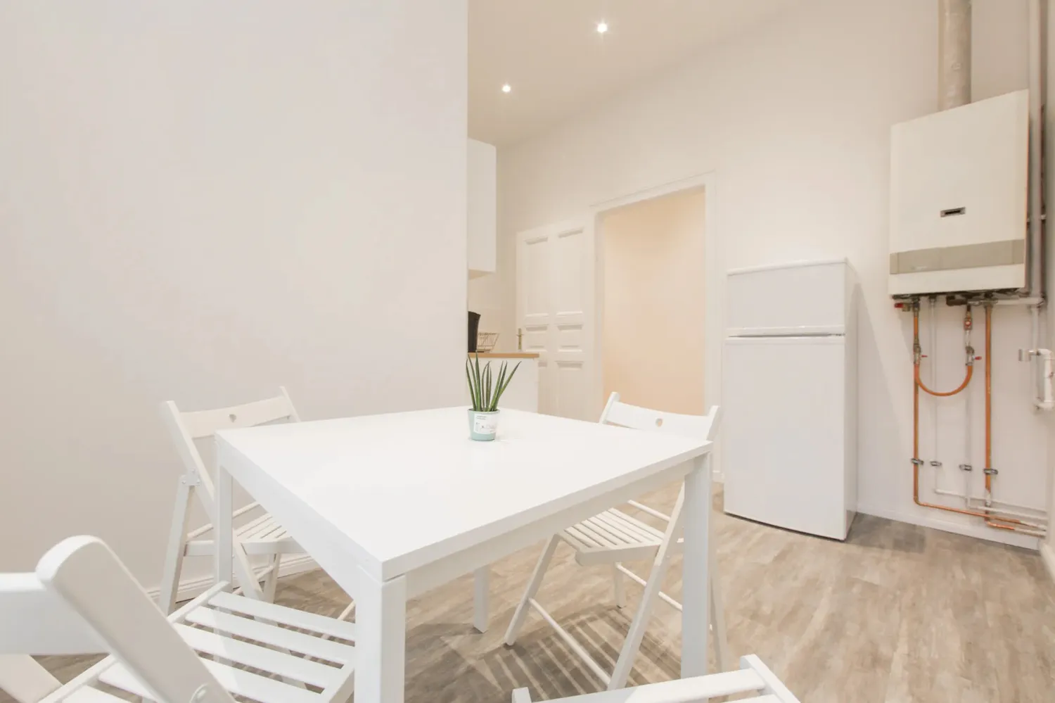 Shared room with 8 m² in Berlin – Photo 3