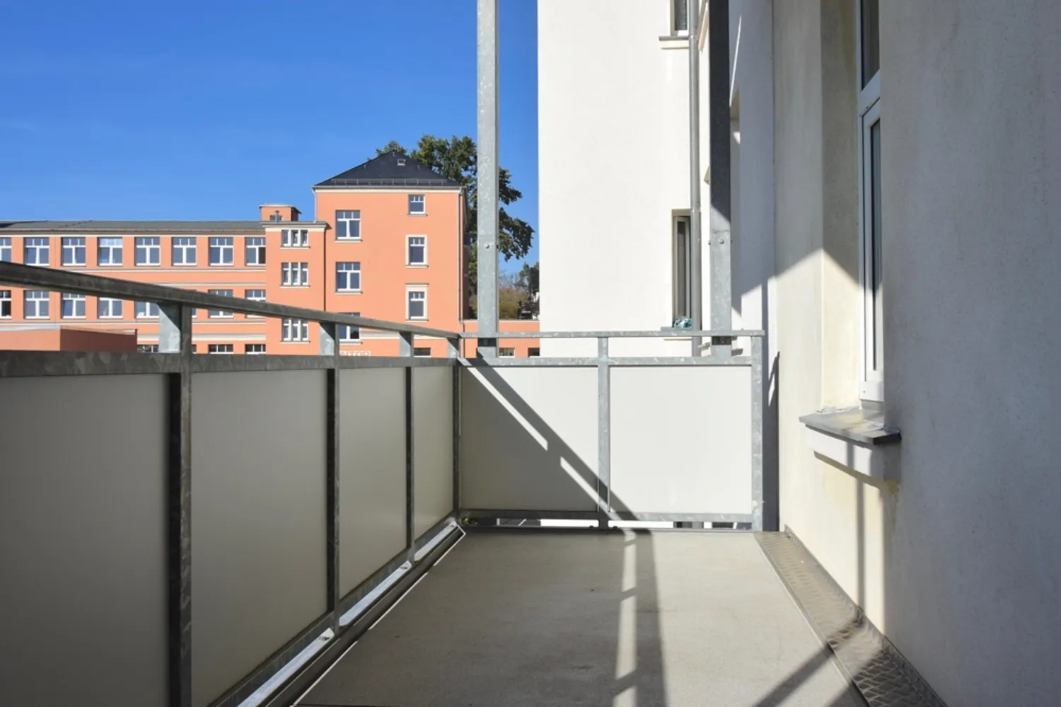 4 room apartment with 105 m² in Limbach-Oberfrohna – Photo 4