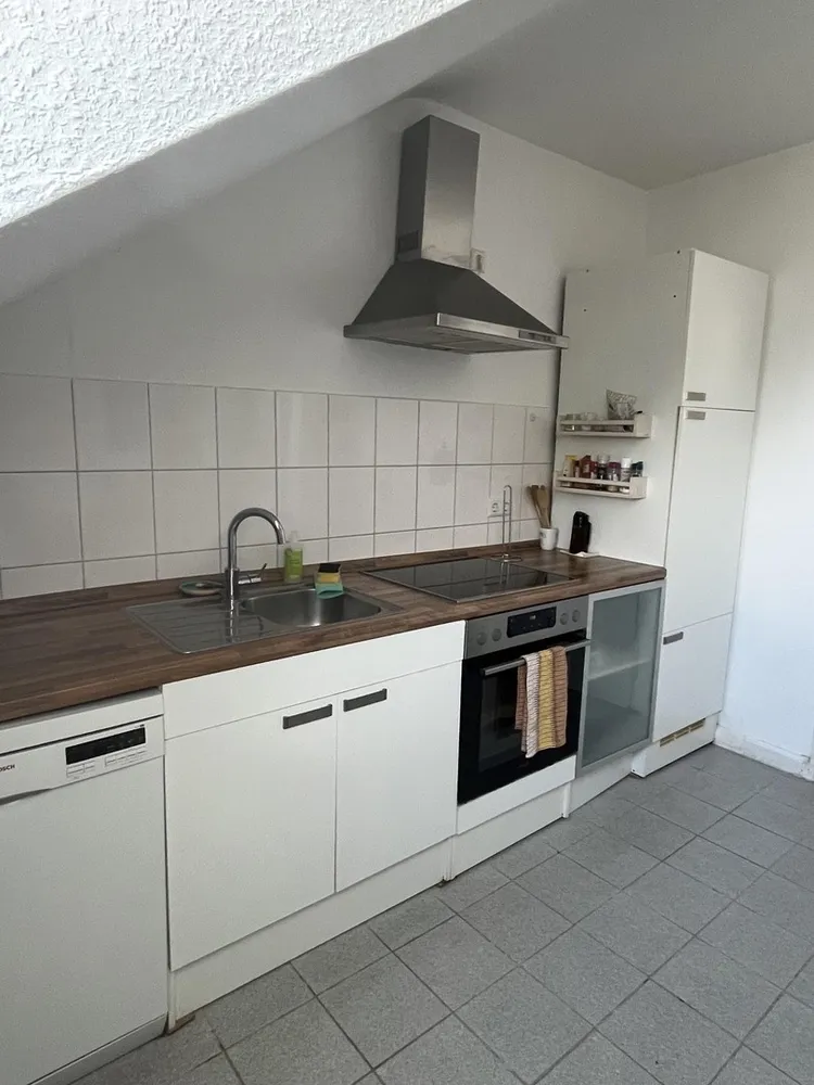 3 Zimmer Wohnung mit 78 m² in Karlsruhe – Bild 2