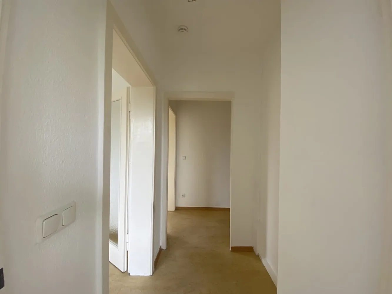 2 Zimmer Wohnung mit 47 m² in Berlin – Bild 6