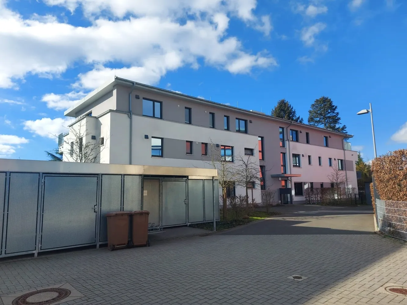 4 Zimmer Wohnung mit 137 m² in Hanau – Bild 2
