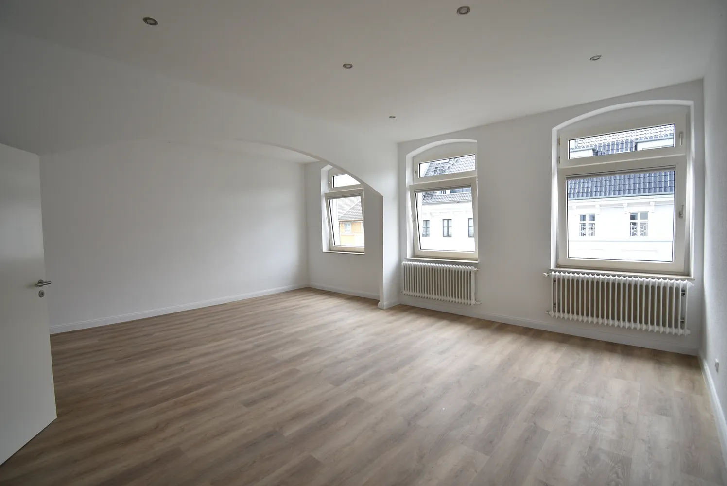 2 Zimmer Wohnung mit 98 m² in Düsseldorf – Bild 6