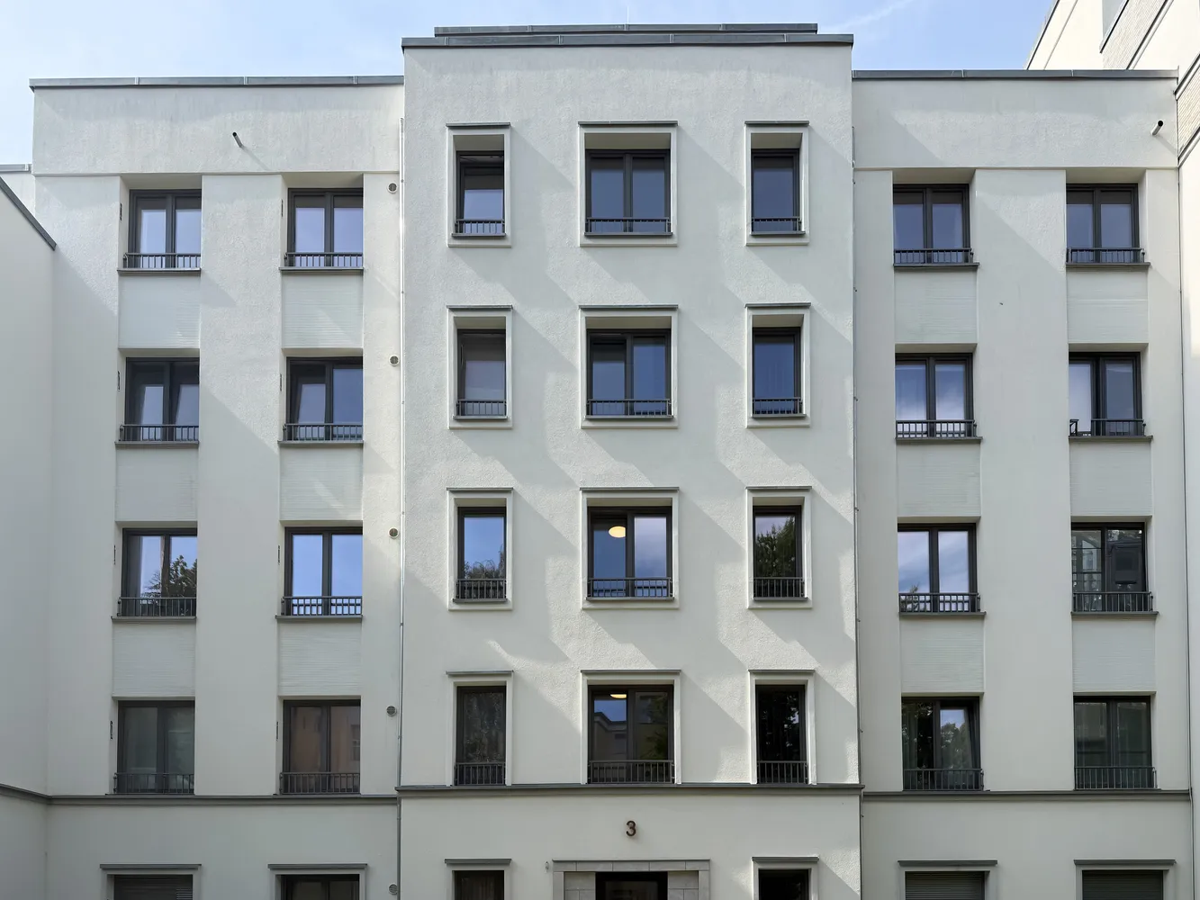 4 room apartment with 107 m² in Berlin – Photo 3