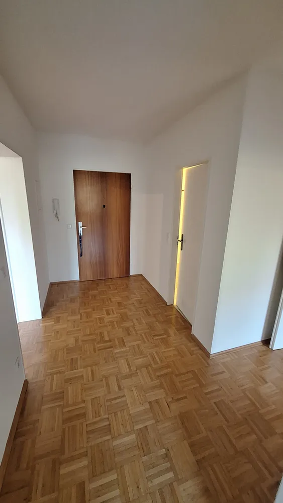 2 Zimmer Wohnung mit 60 m² in München – Bild 1