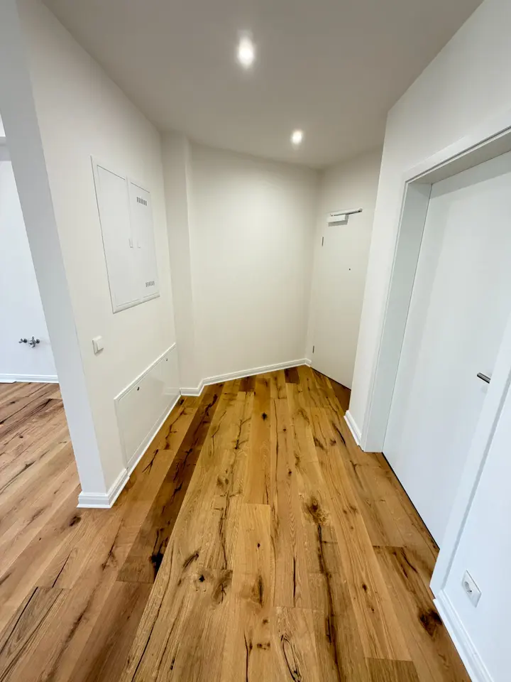 2 Zimmer Wohnung mit 97 m² in Limbach-Oberfrohna – Bild 8