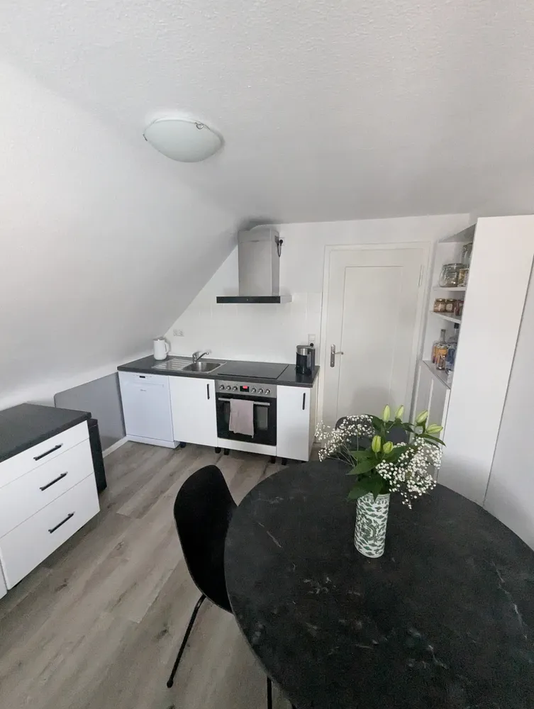 2 Zimmer Wohnung mit 50 m² in Stuttgart – Bild 4