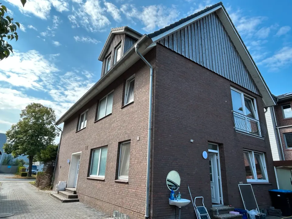 3 Zimmer Wohnung mit 90 m² in Leer – Bild 1