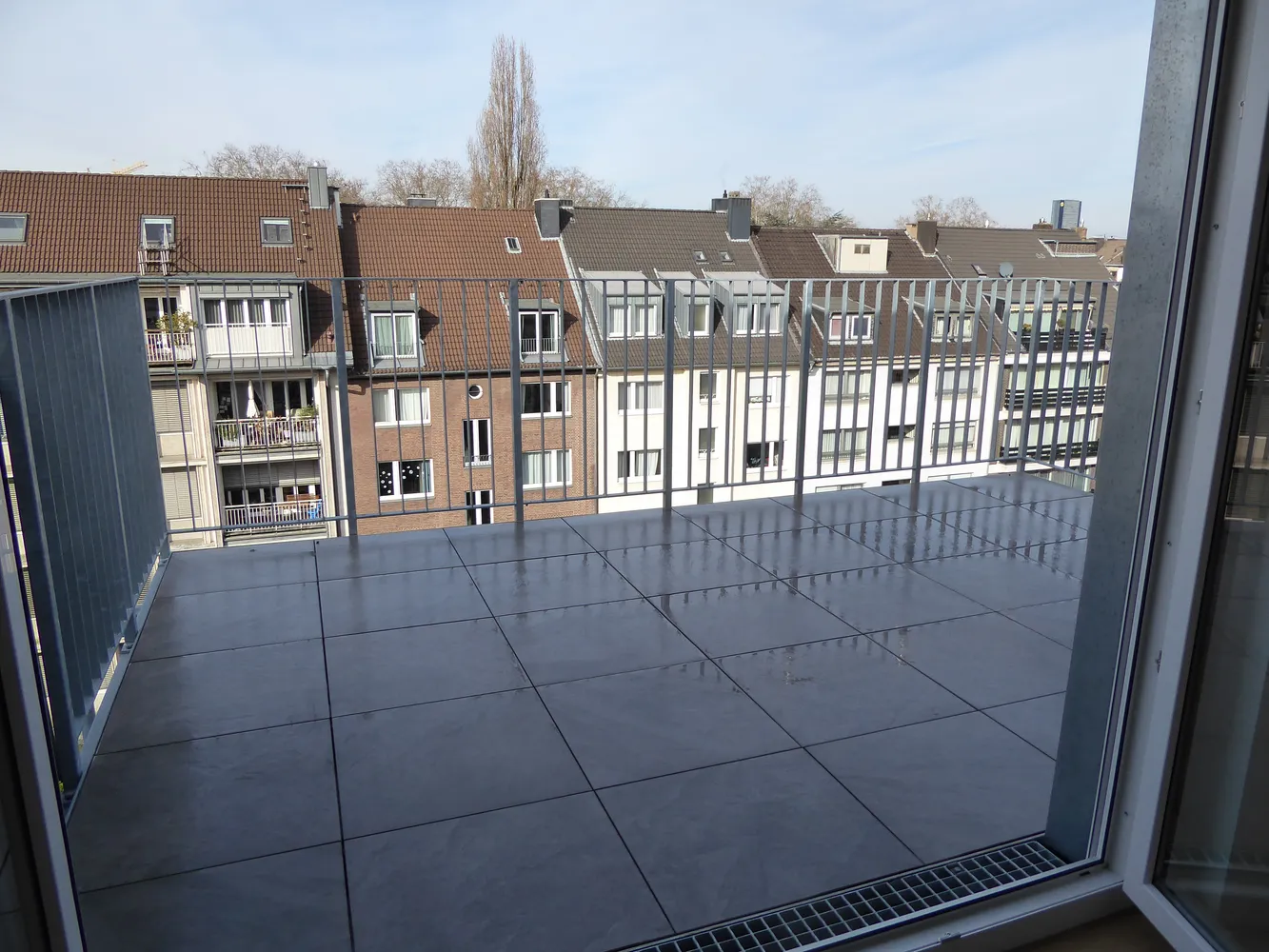 2 Zimmer Wohnung mit 77 m² in Düsseldorf – Bild 6
