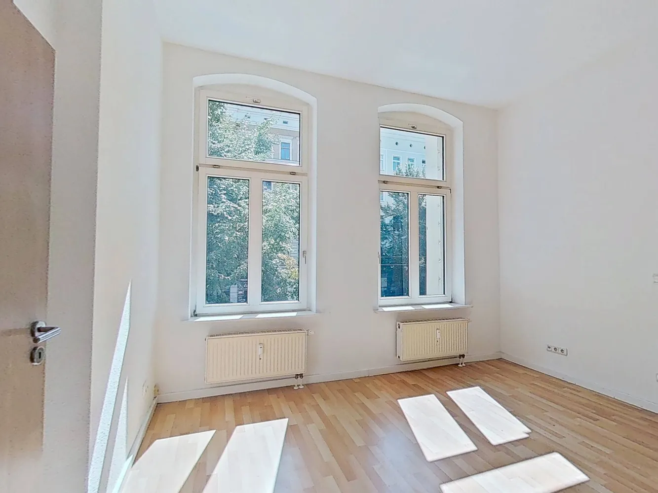 4 Zimmer Wohnung mit 120 m² in Magdeburg – Bild 12