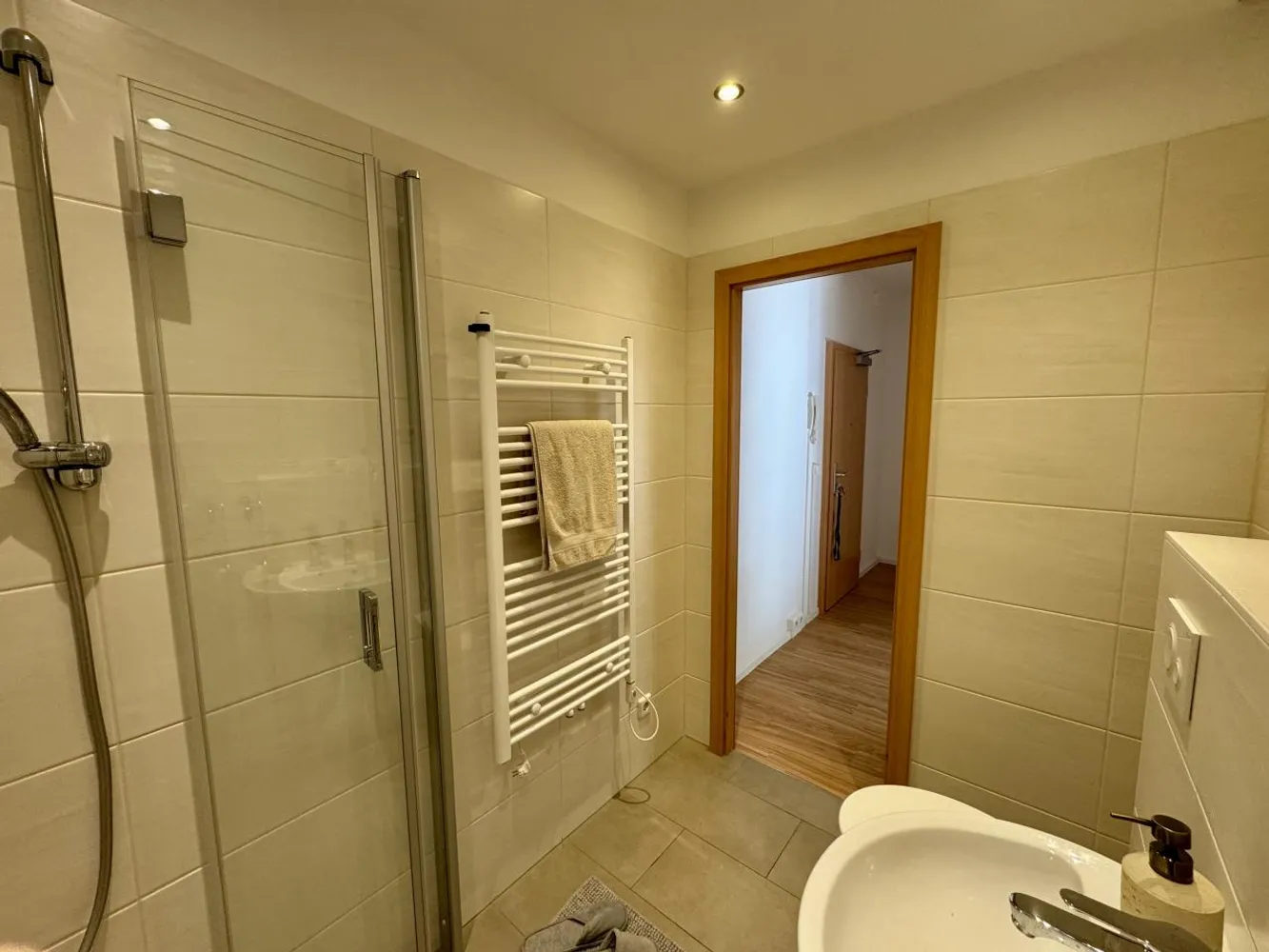 1 room apartment with 32 m² in Chemnitz – Photo 6